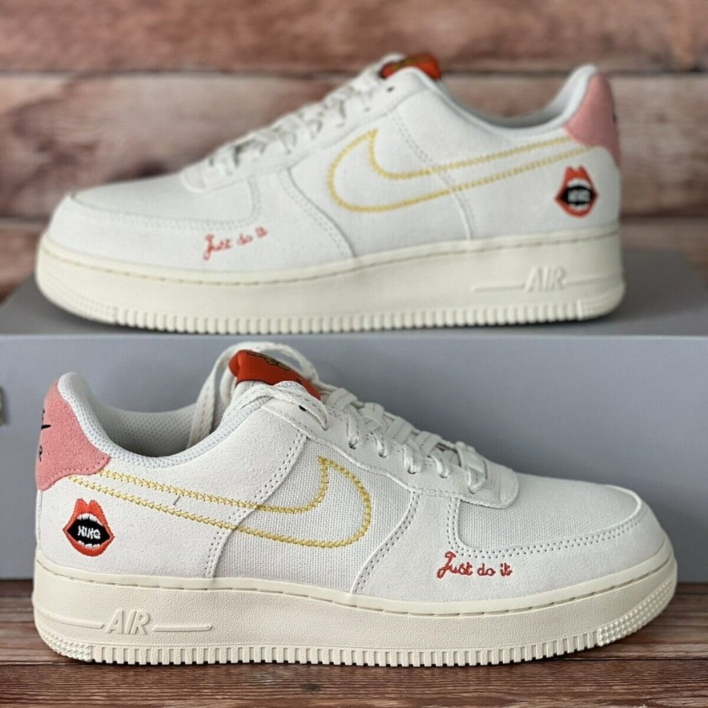 Nike Air Force 1 '07 Women’s Shoes White Solar Flare-Sail DQ7656 100 Size 8 New - Picture 1 of 10